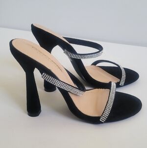 FASHION NOVA Heels Size US 7.5